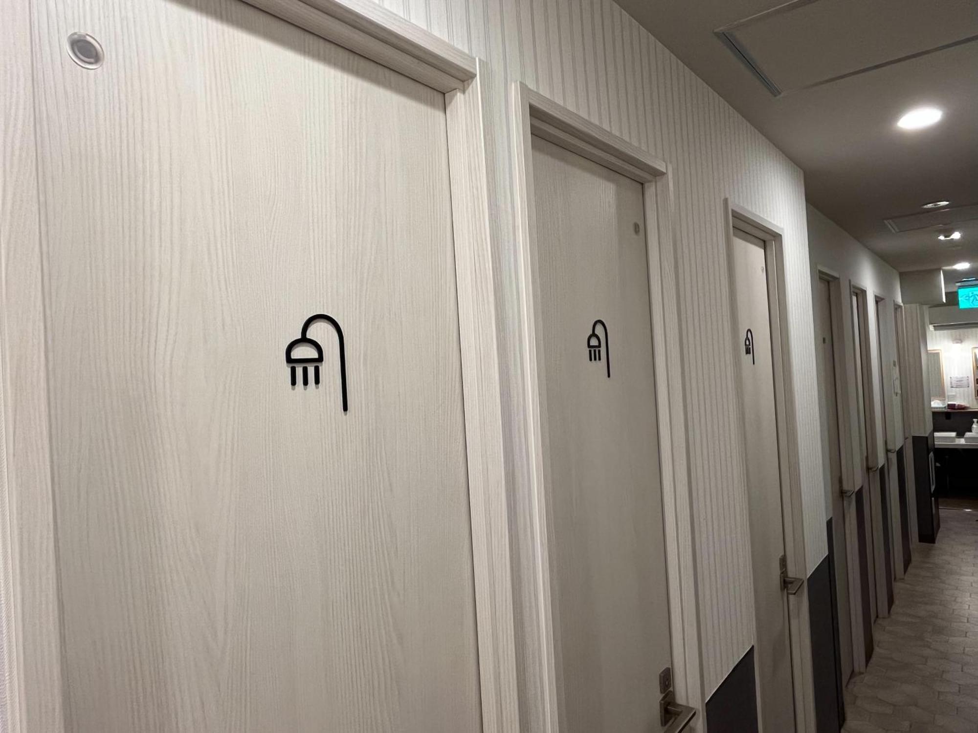 Rhodes Kagurazaka Hotel Tokyo Ngoại thất bức ảnh